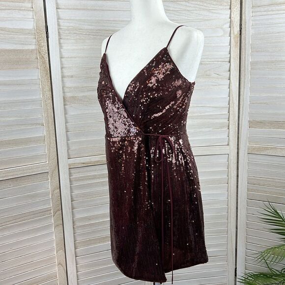 BCBG MaxAzria Steph Sequin Cocktail Wrap Dress 6 - Picture 9 of 13